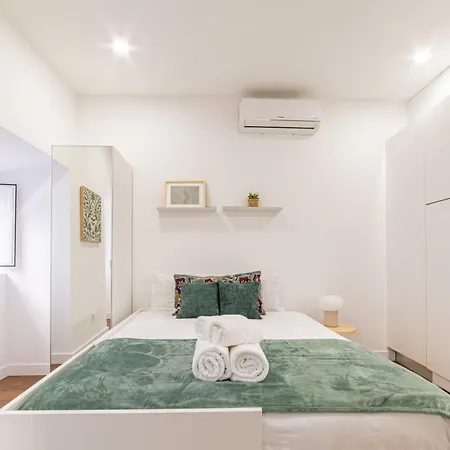 Appartement Alcantara Gardens - With Pool *