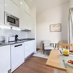 Alcantara Gardens - With Pool * ליסבון