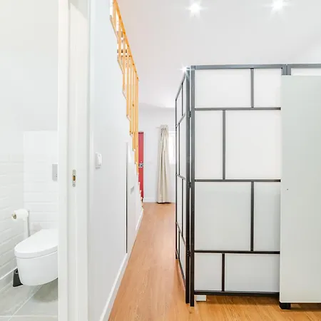 Alcantara Gardens - With Pool Apartment *