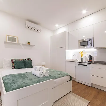 Alcantara Gardens - With Pool Apartment Lissabon