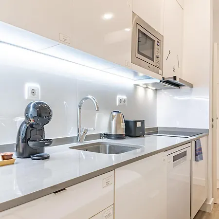 Alcantara Gardens - With Pool * Lisbon